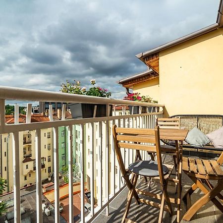 Central, Spacious, Modern 5 Bedrm Duplex W/Balcony Praag Buitenkant foto